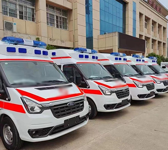 温泉县服务车队展示